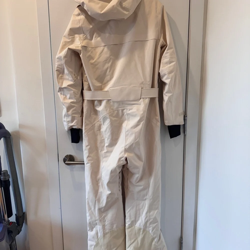 Halfdays Oat Milk Off White Murphy Ski One Piece Jumpsuit size Medium Short - Picture 11 of 14